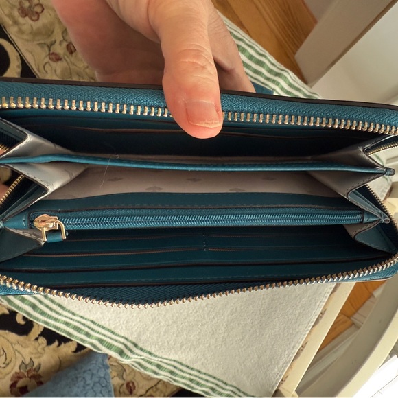 Kate Spade ♠️ Staci Large Continental Wallet, Niagara Blue - Picture 4 of 7